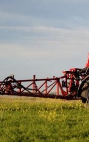 agriculture-propeller-sprayer-tractor